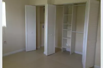 203 SE 4th Avenue, Boynton Beach, FL 33435 - Photo 5