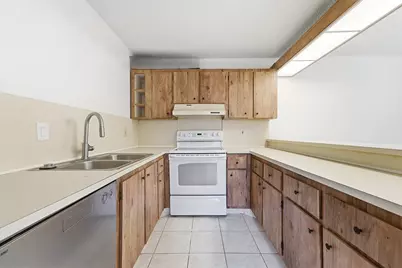 521 Springdale Circle, Palm Springs, FL 33461 - Photo 17