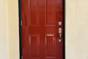 521 Springdale Cir, Palm Springs, FL 33461 - Photo 3
