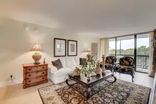 1542 Bridgewood Dr, Boca Raton, FL 33434 - Photo 7