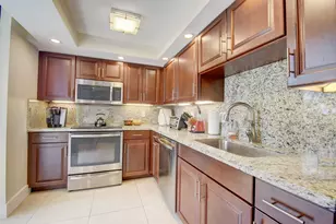 1542 Bridgewood Dr, Boca Raton, FL 33434 - Photo 3