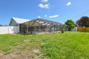 764 SE Evergreen Terrace, Port Saint Lucie, FL 34983 - Photo 35