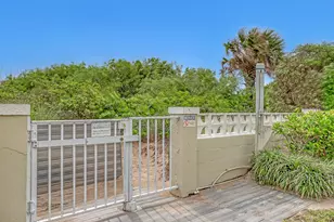 125 S Ocean Ave, Palm Beach Shores, FL 33404 - Photo 23