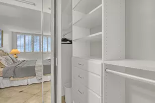 125 S Ocean Ave, Palm Beach Shores, FL 33404 - Photo 11