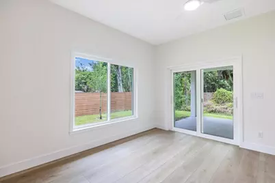 2376 28th Avenue SW, Vero Beach, FL 32968 - Photo 7