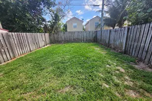 4824 Cambridge St, Greenacres, FL 33463 - Photo 9