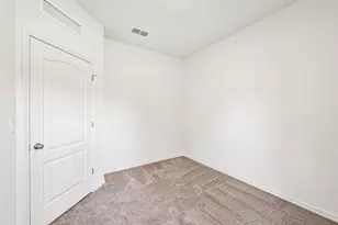 5204 Palm Dr, Fort Pierce, FL 34982 - Photo 13