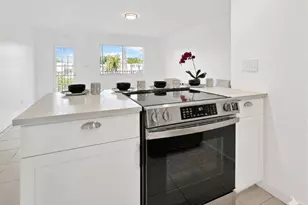 801 NE 18th Ct, Fort Lauderdale, FL 33305 - Photo 21