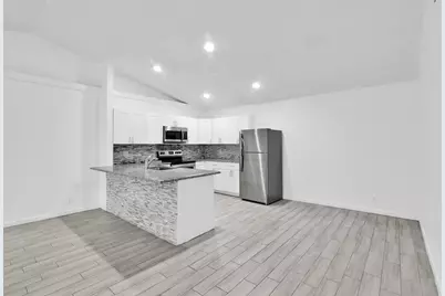 13974 Folkestone Circle, Wellington, FL 33414 - Photo 3