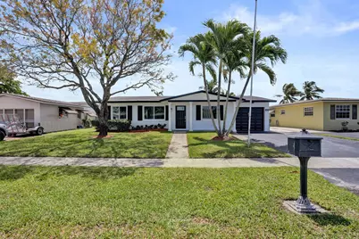 9366 NW 23rd Street, Pembroke Pines, FL 33024 - Photo 1