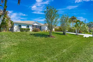 8431 SE Duncan St, Hobe Sound, FL 33455 - Photo 3