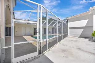 8431 SE Duncan St, Hobe Sound, FL 33455 - Photo 9