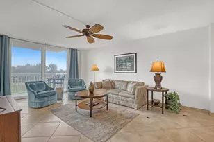 125 S Ocean Ave, Palm Beach Shores, FL 33404 - Photo 3