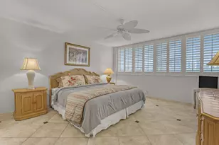 125 S Ocean Ave, Palm Beach Shores, FL 33404 - Photo 9