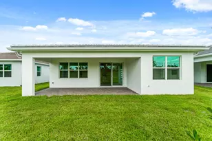 12032 SW Pantone St, Port Saint Lucie, FL 34987 - Photo 13