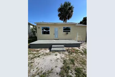 321 N 11th Street #C, Fort Pierce, FL 34950 - Photo 1