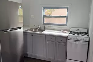 321 N 11th St, Fort Pierce, FL 34950 - Photo 27