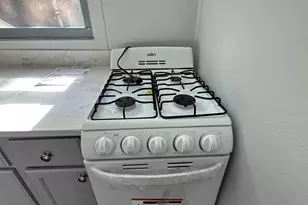 321 N 11th St, Fort Pierce, FL 34950 - Photo 9