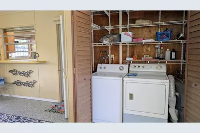 1097 NE Kubin Avenue, Jensen Beach, FL 34957 - Photo 15