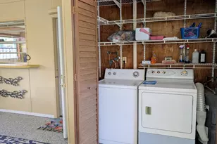 1097 NE Kubin Ave, Jensen Beach, FL 34957 - Photo 15