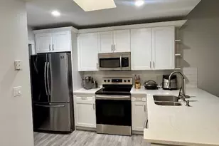 1803 Waterview Cir, Palm Springs, FL 33461 - Photo 1