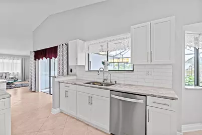 10218 NW 71st Place, Tamarac, FL 33321 - Photo 17