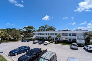 2929 SE Ocean Blvd, Stuart, FL 34996 - Photo 25