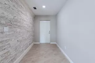 2372 SE Maslan Ave, Port Saint Lucie, FL 34952 - Photo 5