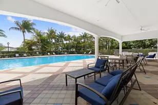1004 Sweet Briar Ln, Riviera Beach, FL 33410 - Photo 29