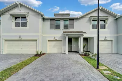 5748 SE Edgewater Circle, Stuart, FL 34997 - Photo 1