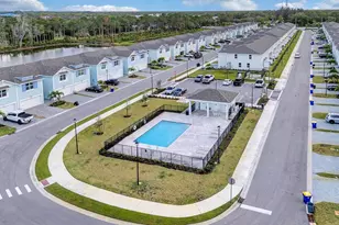 5748 SE Edgewater Cir, Stuart, FL 34997 - Photo 31