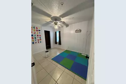 1818 SE Vesthaven Court, Port Saint Lucie, FL 34952 - Photo 7