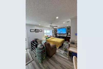 1818 SE Vesthaven Court, Port Saint Lucie, FL 34952 - Photo 3