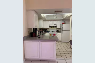 319 SE 27th Street, Cape Coral, FL 33904 - Photo 5