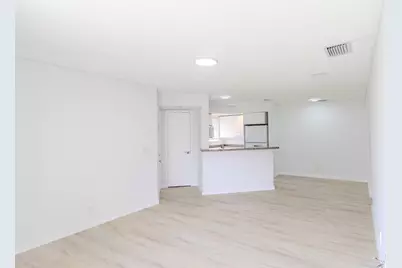 3350 Pinewalk Drive N, Margate, FL 33063 - Photo 13