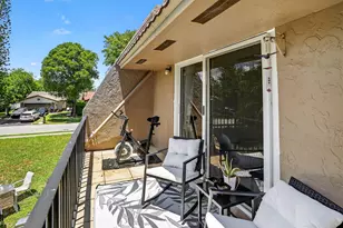 9050 NW 28th St, Coral Springs, FL 33065 - Photo 23