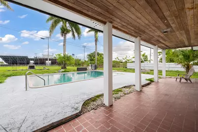 360 Kismet Avenue, Pahokee, FL 33476 - Photo 5