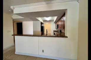 8266 NW 24th St, Coral Springs, FL 33065 - Photo 11