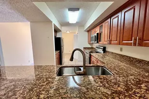 8266 NW 24th St, Coral Springs, FL 33065 - Photo 5