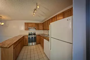 5646 SE Windsong Ln, Stuart, FL 34997 - Photo 9