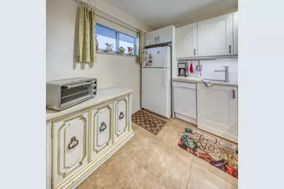 2728 N Garden Dr Drive N #413, Lake Worth, FL 33461 - Photo 9