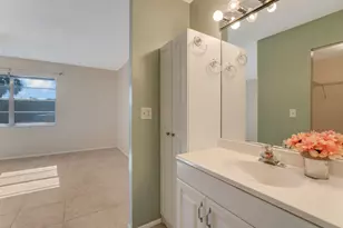 176 Lake Carol Dr, West Palm Beach, FL 33411 - Photo 11