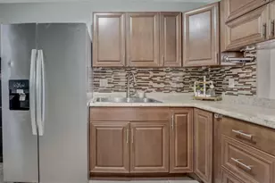 176 Lake Carol Dr, West Palm Beach, FL 33411 - Photo 3