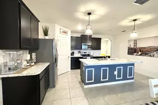 1040 SW Canary Terrace, Port Saint Lucie, FL 34953 - Photo 9