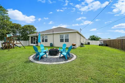 1040 SW Canary Terrace, Port Saint Lucie, FL 34953 - Photo 31