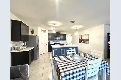 1040 SW Canary Terrace, Port Saint Lucie, FL 34953 - Photo 11