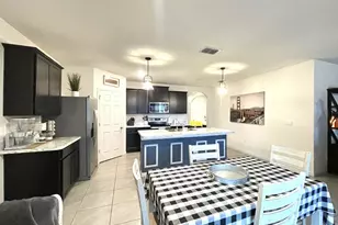 1040 SW Canary Terrace, Port Saint Lucie, FL 34953 - Photo 11