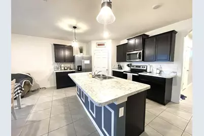1040 SW Canary Terrace, Port Saint Lucie, FL 34953 - Photo 9