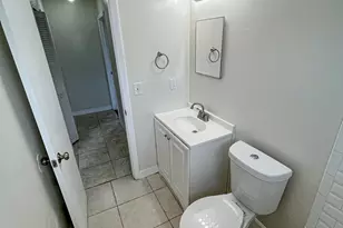 705 58th St, West Palm Beach, FL 33407 - Photo 11