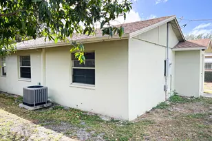 705 58th St, West Palm Beach, FL 33407 - Photo 27